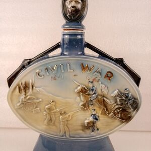 Vintage James B Beam Civil War 1861-1961 Ceramic Decanter Regal China